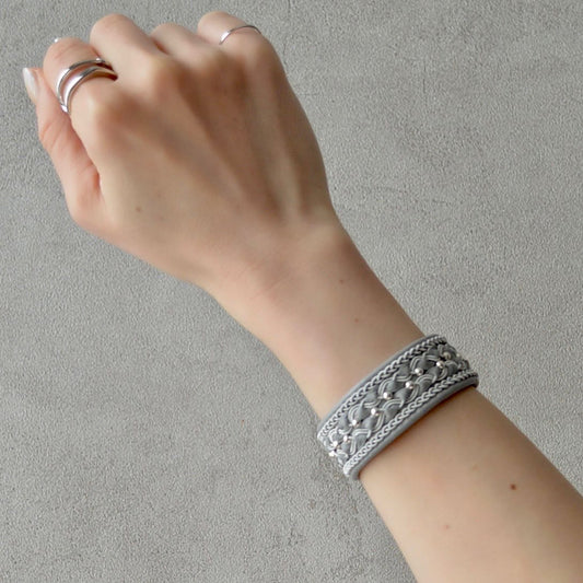 サーミブレスレット