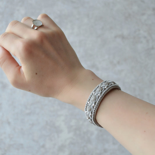 サーミブレスレット