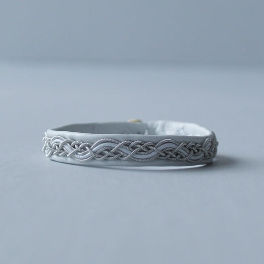 サーミブレスレット