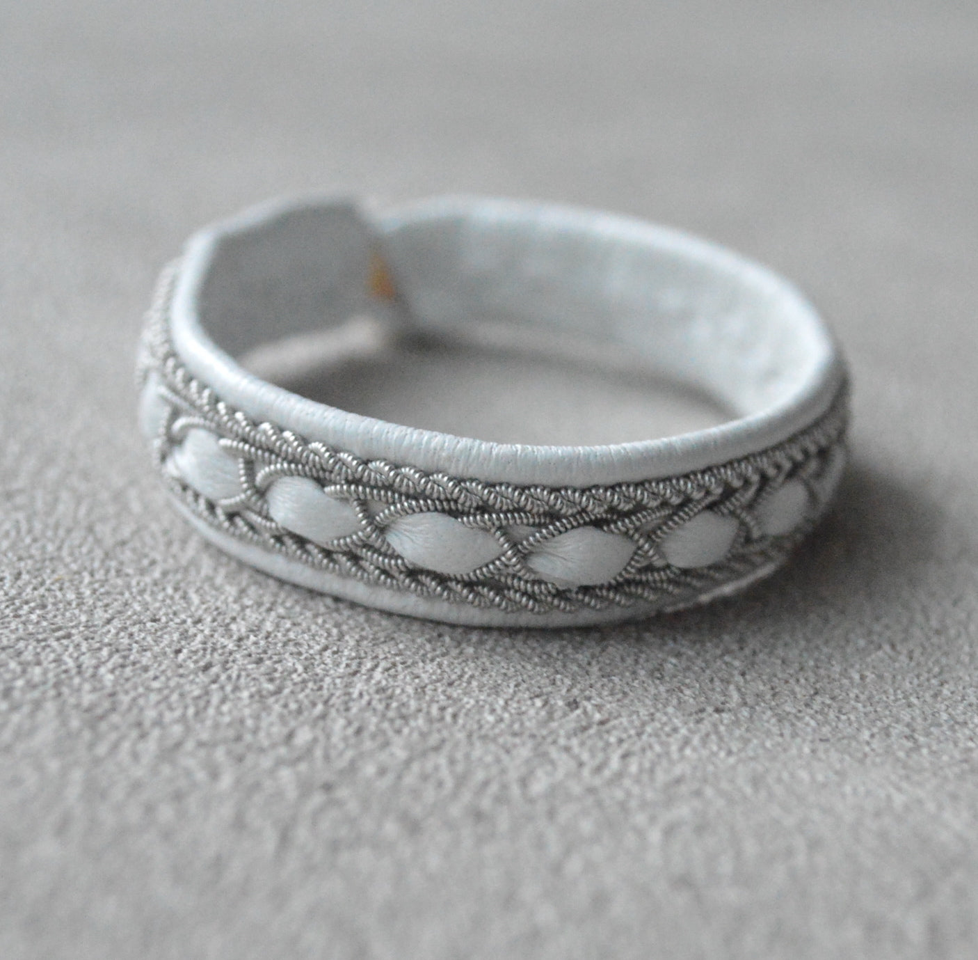 サーミブレスレット