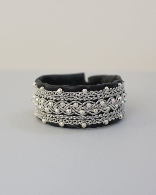 【受注制作】美しく映える、ブラックのワイドブレス