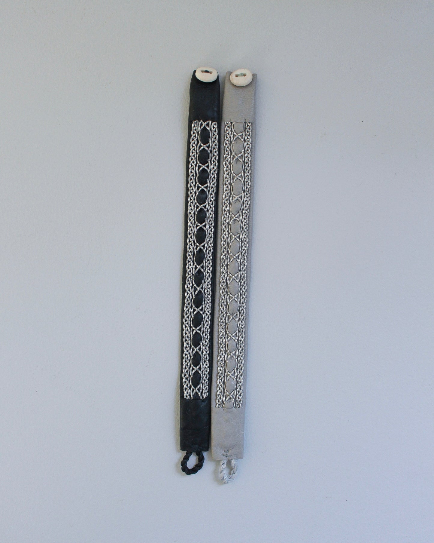 【受注制作】レザーの風合いを生かした、ブラック