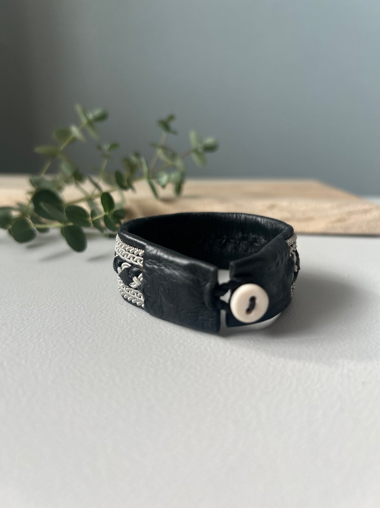 色あせない、ノルディックの美しいワイドブレス|受注制作