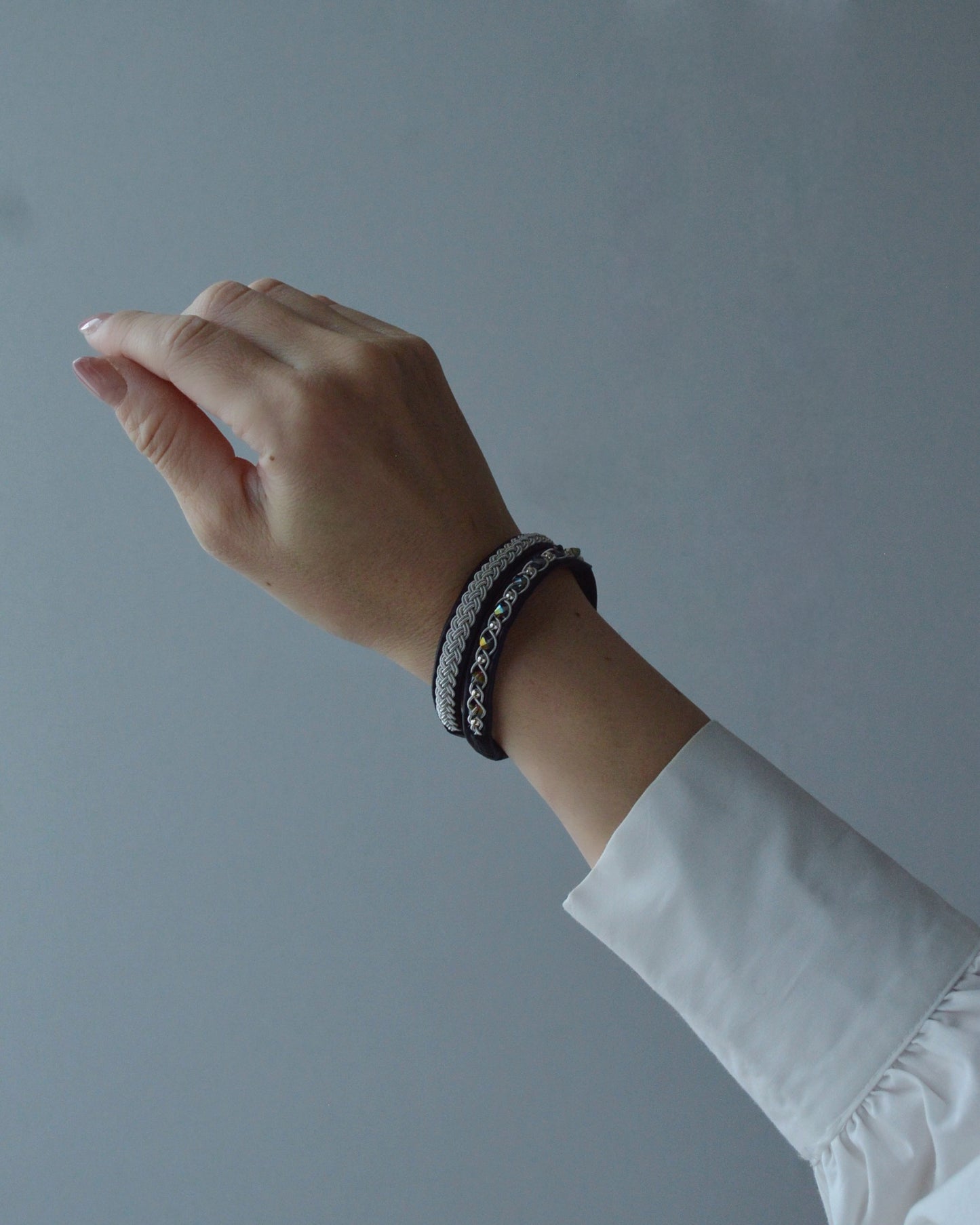 華奢なのに主役、ブラックのセットブレス|受注制作