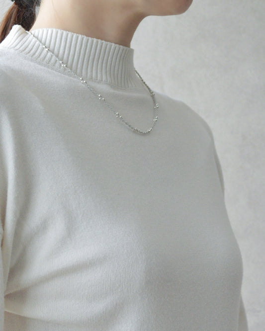 ３粒で仕立てた上品かわいい私の定番ネックレス／45cm